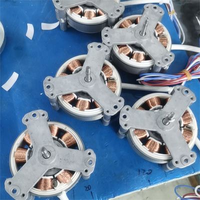 مصغرة صغيرة الحجم DC 24V 92mm تهوية الحمام التهوية / مروحة حرارية BLDC المحرك